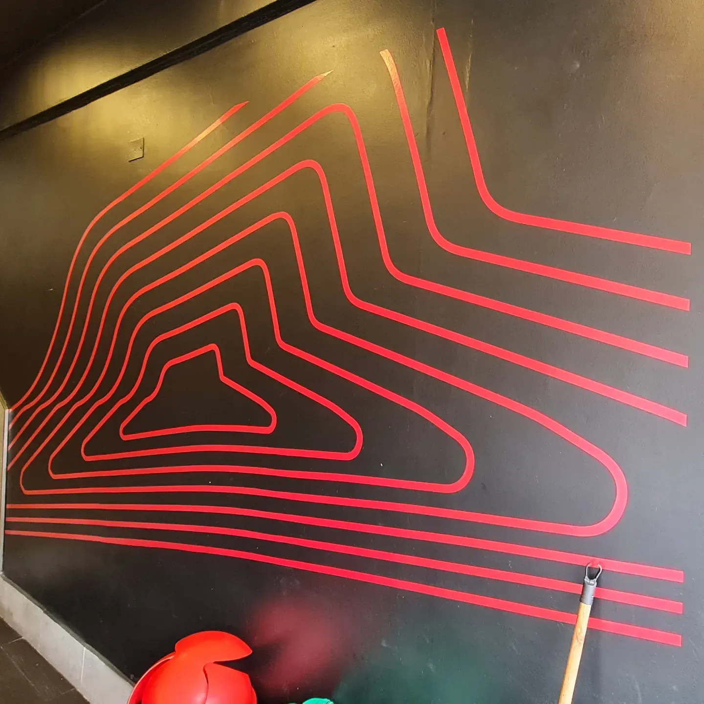 Detalle del neón flex encendido